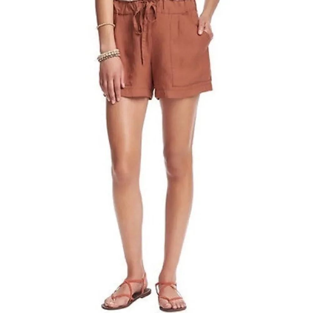 ✨Ann Taylor Linen Shorts✨